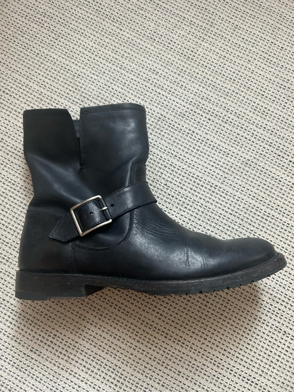 FRYE Women’s Veronica Leather Bootie